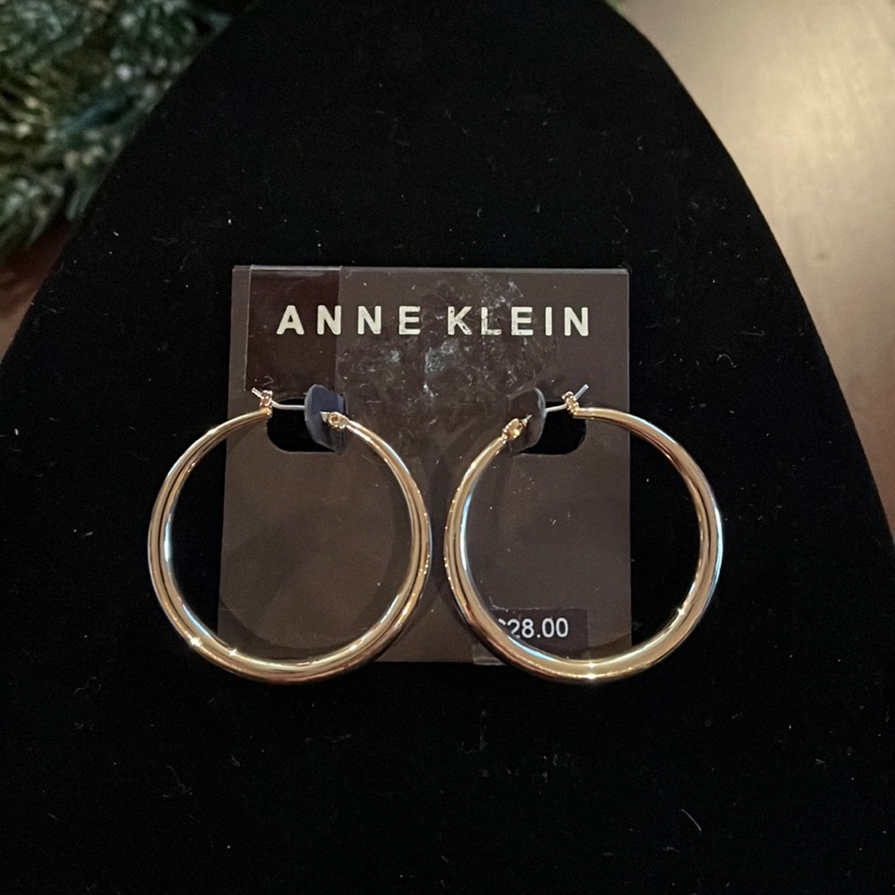 NWT Anne Klein Gold hoop earrings